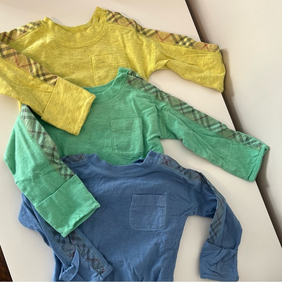 3 pack Burberry onesies - Picture 4 of 6